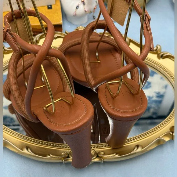 🆕 ARMANI EXCHANGE 🧿 NWOB Heeled Sandals with Straps, Brown - Sz US 5 EU 36