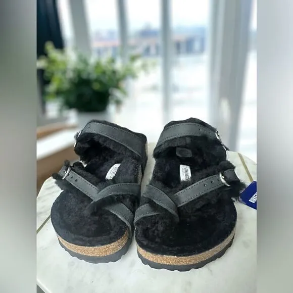🔥🔥 Birkenstock Mayari Shearling Leather Sandals Size 38