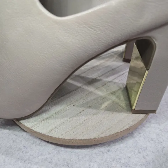 🐢 DKNY  Ritzy Peep Toe Bootie Slide Sandal Size 8.5 like new!