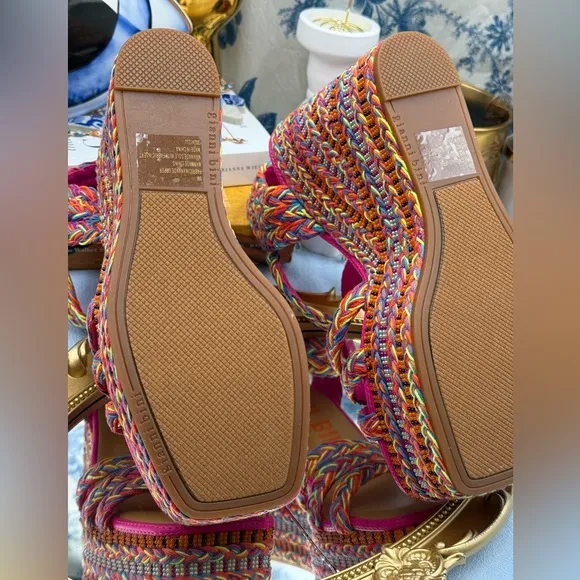 🆕 GIANNI BINI 🧿 NWOB Santi Woven Beaded Wedge Sandals - Rainbow Multi, Sz US 8