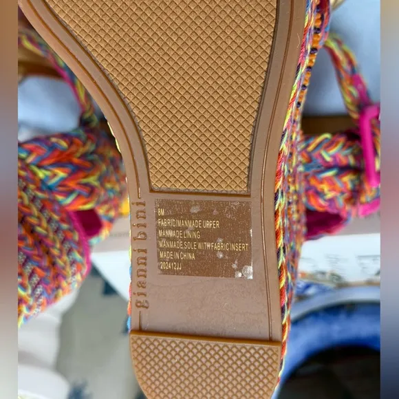 🆕 GIANNI BINI 🧿 NWOB Santi Woven Beaded Wedge Sandals - Rainbow Multi, Sz US 8