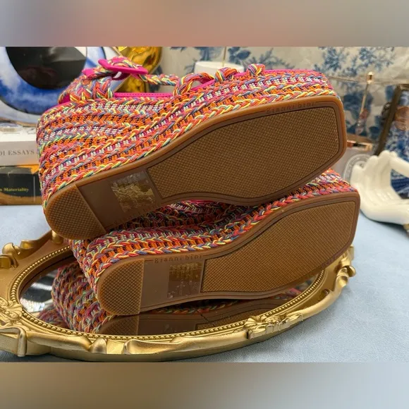 🆕 GIANNI BINI 🧿 NWOB Santi Woven Beaded Wedge Sandals - Rainbow Multi, Sz US 8