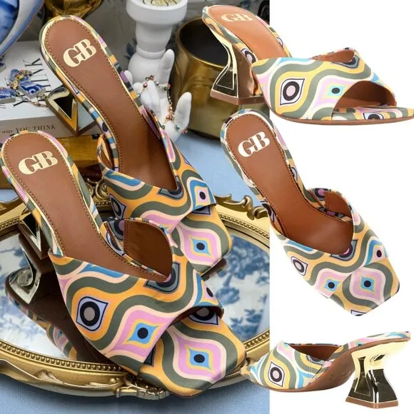 🆕 GIANNI BINI 🧿 NWOB Vibe-Check Retro Print Satin Sculpted Sandals, Sz 8 M