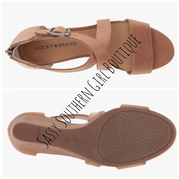 ⭐🆕 Lucky Brand natural leather wedge sandals