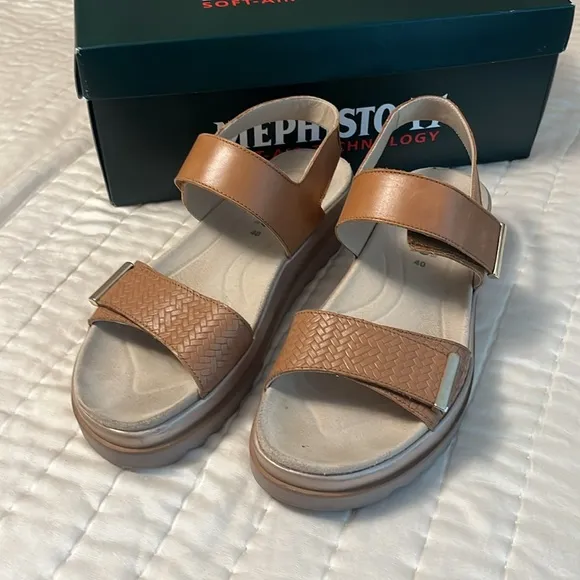 🌷 Mephisto Dominica color Brandy Women's Tan Sandals