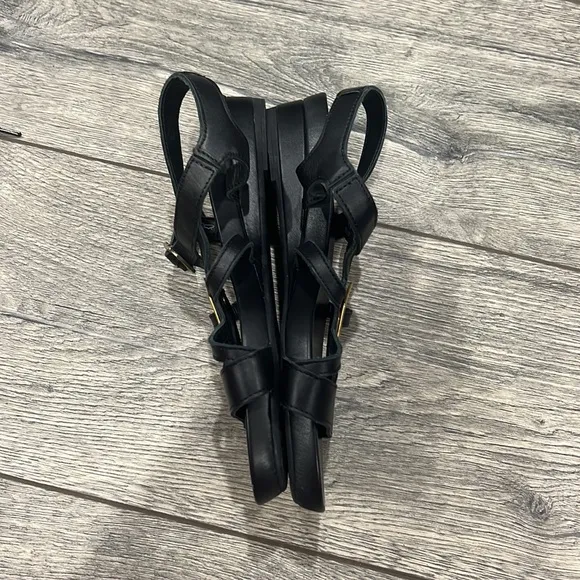 • Mephisto • Gianna Smooth leather uppers, cork-latex, adjustable strap, Black