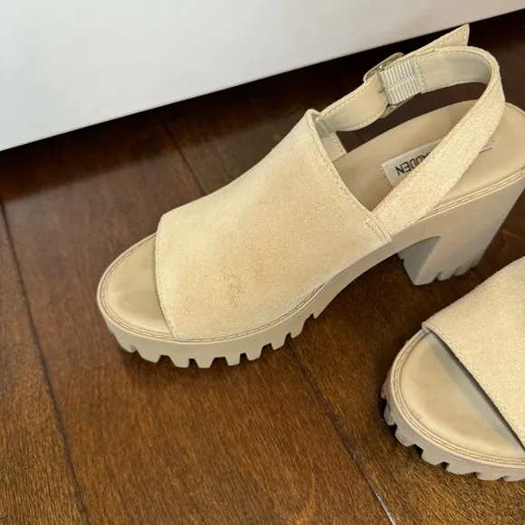 🛍️ Steve Madden Beige Sandy Sunnyside Slingback Lug Sole Sandals Heels Size 7