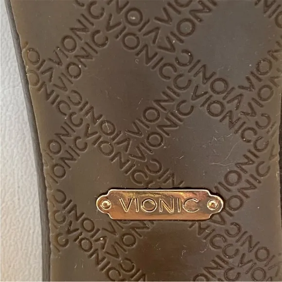 🍓 Vionic black adjustable ankle strap leather sandals size 10