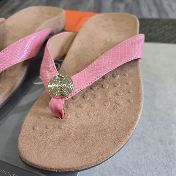 🐢 Vionic Hilda Sandals Size 8 New In Box!