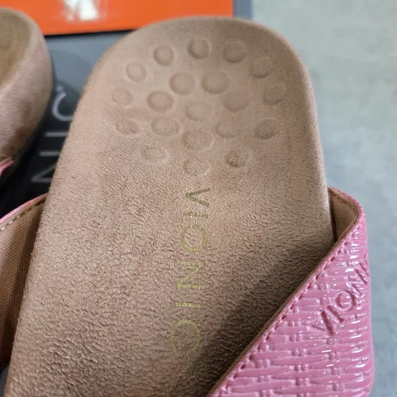 🐢 Vionic Hilda Sandals Size 8 New In Box!