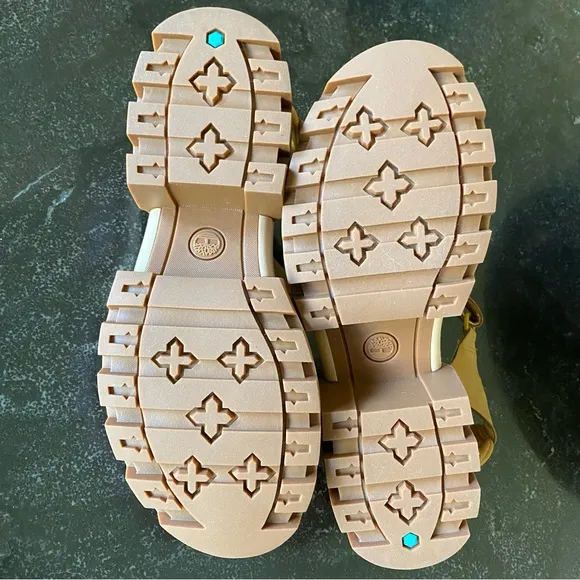 🔥3 x HOST PICK🔥 NWT Timberland Everleigh Platform Sandals