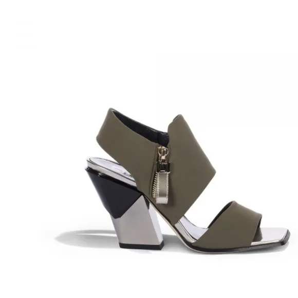 $450 | NIB | Loriblu Made in Italy Open Toe Sandals Lycra Olive Metal Square Toe