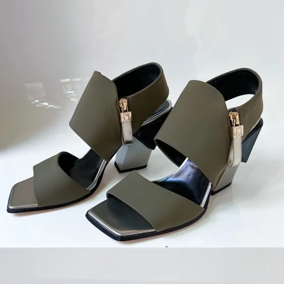 $450 | NIB | Loriblu Made in Italy Open Toe Sandals Lycra Olive Metal Square Toe
