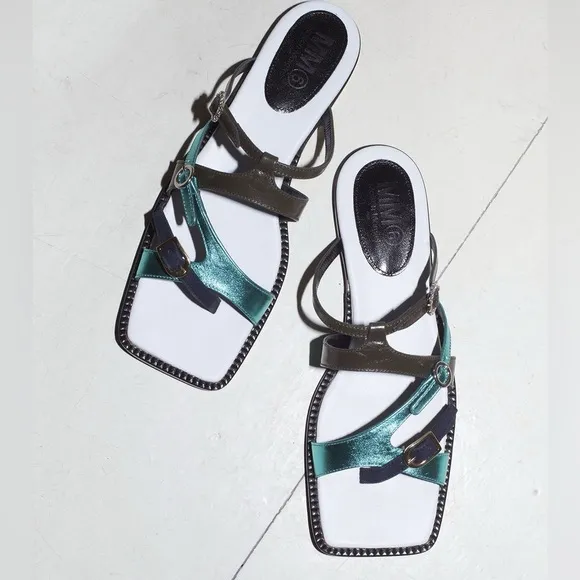 $767 MM6 Maison Margiela White Suede Toe Ring Thong Tabi Sandals rhinestone gold