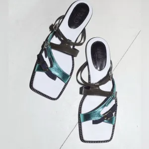 $767 MM6 Maison Margiela White Suede Toe Ring Thong Tabi Sandals rhinestone gold
