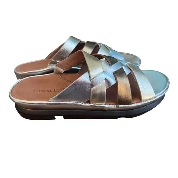 9.5 L'Amour Des Pieds Veryl Metallic Comfort Sandals NWOB Strappy
