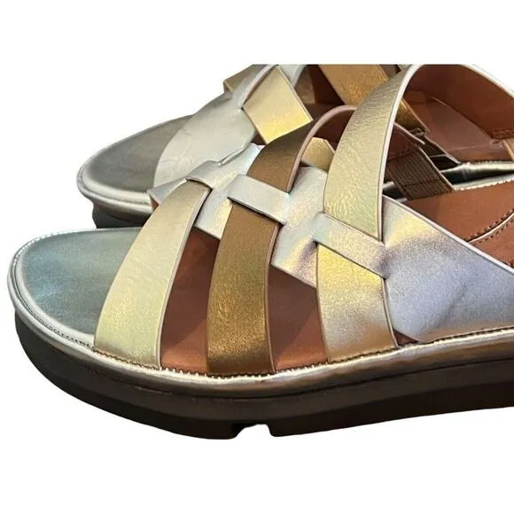 9.5 L'Amour Des Pieds Veryl Metallic Comfort Sandals NWOB Strappy