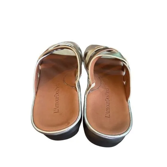 9.5 L'Amour Des Pieds Veryl Metallic Comfort Sandals NWOB Strappy