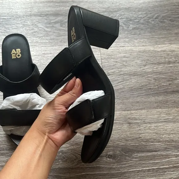 ABEO Women’s Leather Strap Heeled Slide Black Sandals Orthopedic Comfort 9.5