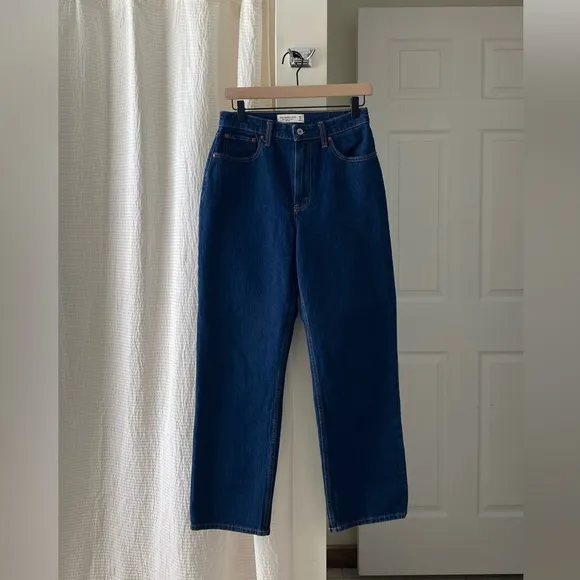 Abercrombie &amp; Fitch High Rise Vintage Straight Jean in Dark Rinse