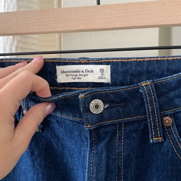Abercrombie &amp; Fitch High Rise Vintage Straight Jean in Dark Rinse