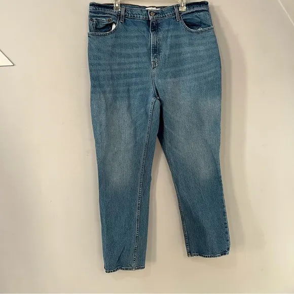 Abercrombie &amp; Fitch Ultra High Rise 90s Straight Jean sz 34 Y2K Curve Love 18R