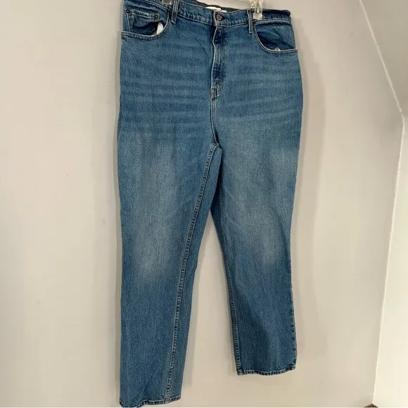 Abercrombie &amp; Fitch Ultra High Rise 90s Straight Jean sz 34 Y2K Curve Love 18R