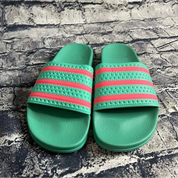 Adidas Adilette Comfort Mens size 9 Slide Sandals  Green Red