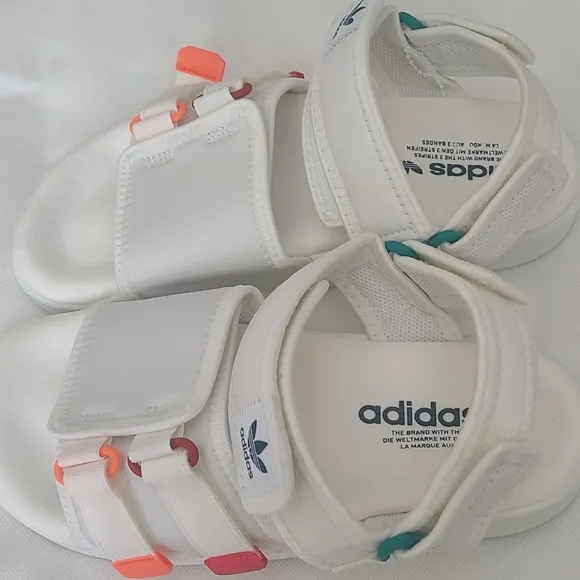 Adidas Originals Adilette 4.0 Cushioned Sandals Sz 6