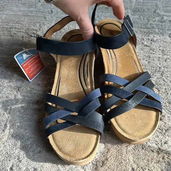 Aetrex Noelle Wedge Sandal Navy Blue Multi Comfort Leather Strappy Faux Buckle