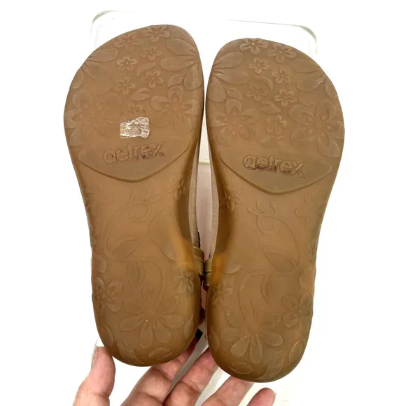 Aetrex Womens Jade Orthotic Crystal-Covered Thong Sandal Sz 38 EU 7.5-8 US Gold