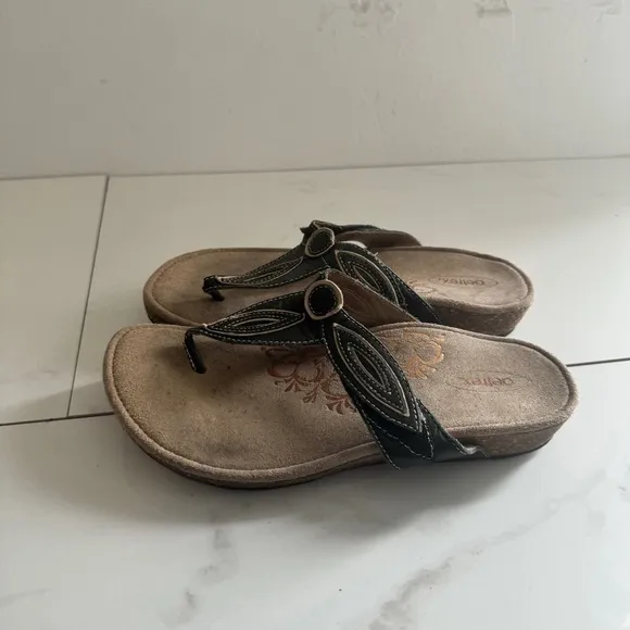 Aetrex Black Thong Orthopedic Sandals