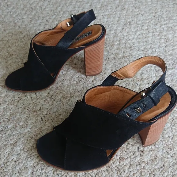 Alberto Fermani Black suede Leather Heels size 37