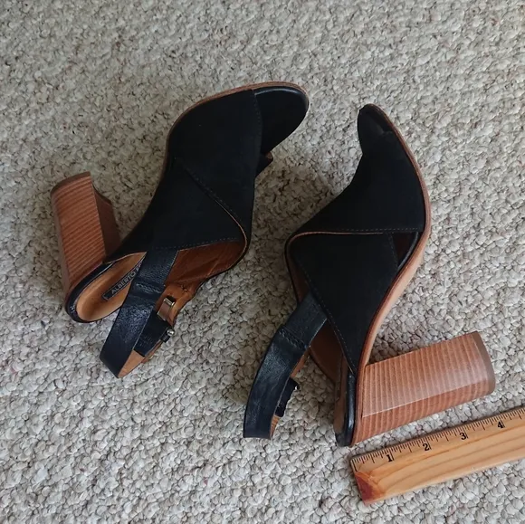 Alberto Fermani Black suede Leather Heels size 37
