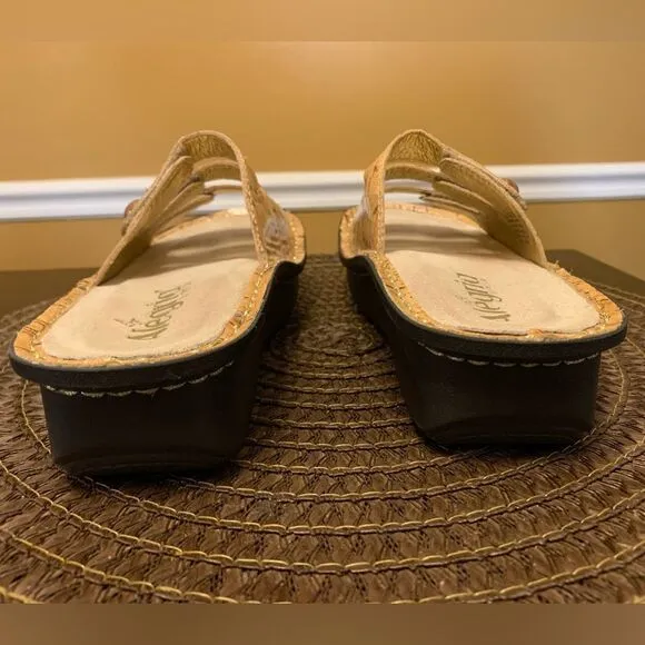Alegria Fiona Patent Cork Slide Platform Comfort Sandals Size 6-6.5 EUC