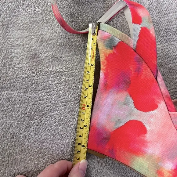 Alice   Olivia by Stacey Bendet Ilisa Watercolor-Print Wedge Sandal Size 40