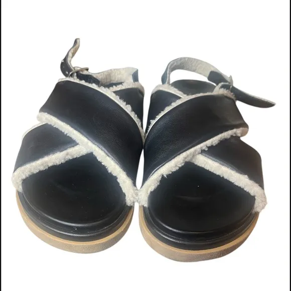 ALOHAS Marshmallow - Black Leather and Shearling Sandals SIZE 10 (41)