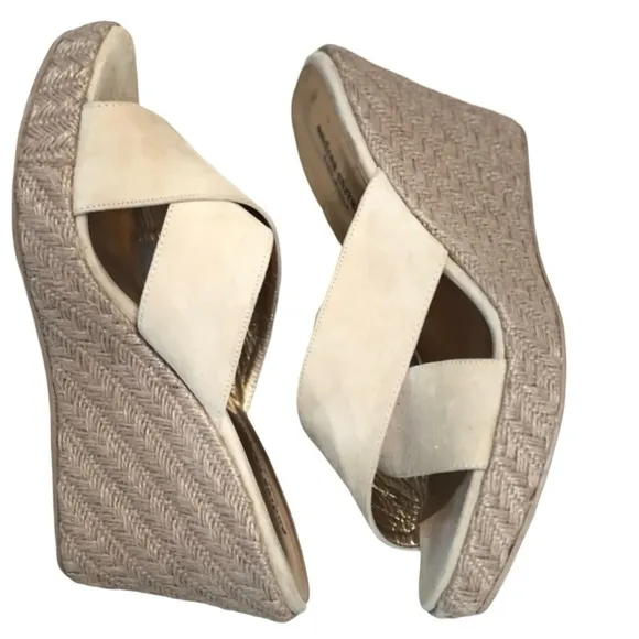 Andrea Carrano Women's Beige Suede Wedge Sandals Size 40 USA 9 Criss-Cross