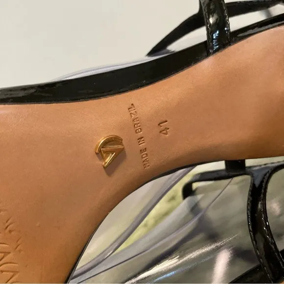 Anthropologie Vicenza Black Patent Leather Bow T-Strap Heel Sandals NWOB