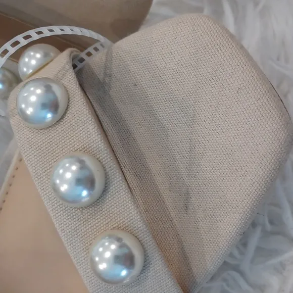 ANTONIO MELANI x Jess Southern Jean Pearl Studded Bow Chain Dress Sandal SZ 8.5