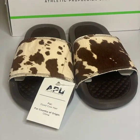 APL Women’s Iconic Slide, Brown, Cream, Cow Slide Sandals, size 5