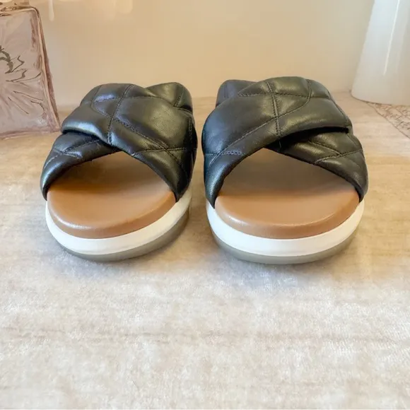 Aquatalia SAMANTA Sandals LIKE NEW Size 6.5