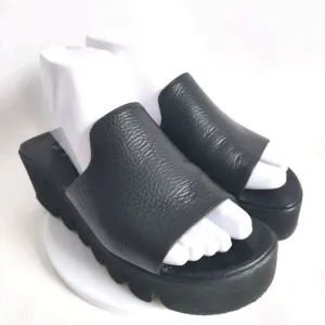 Aska Pebbled Leather Platform Wedge Slides Slip-on Lug Sole Chunky Black Sandals