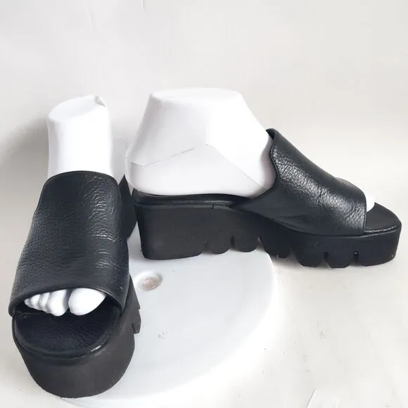 Aska Pebbled Leather Platform Wedge Slides Slip-on Lug Sole Chunky Black Sandals