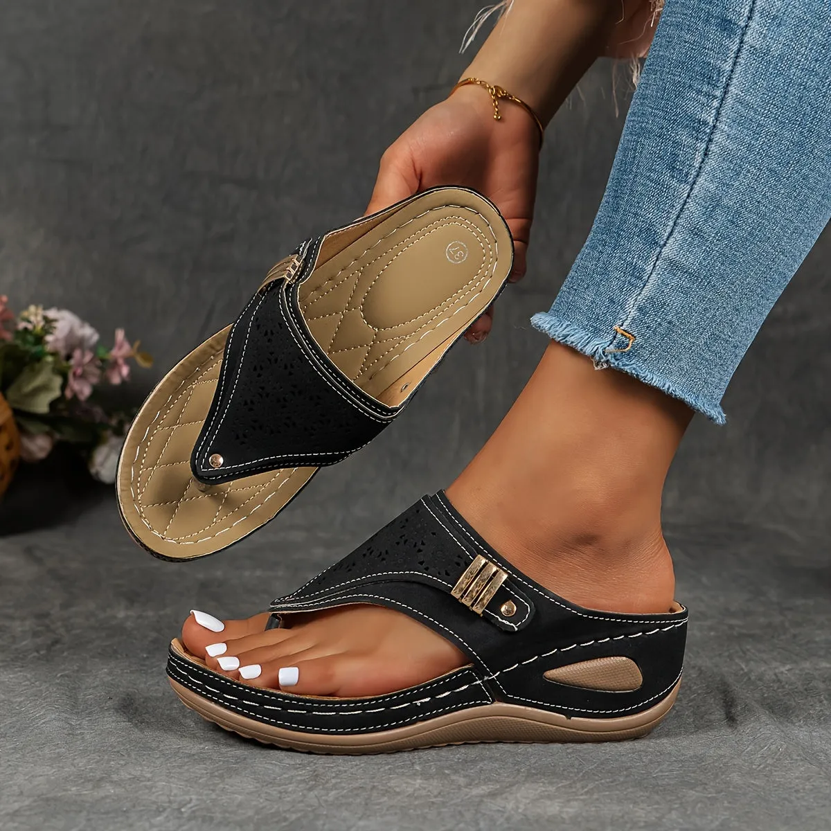 Aspen | Retro Orthopedic Sandals