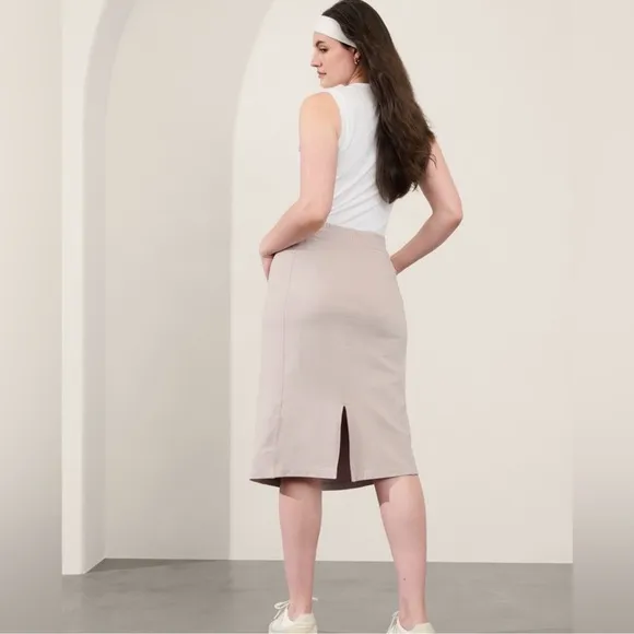 Athleta Retro Terry Midrise Skirt Medium Abalone Grey Tan