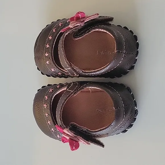 Baby Girl Walking Shoes and Bootie Size 6-12 months/ Size 3 and 4 Bundle