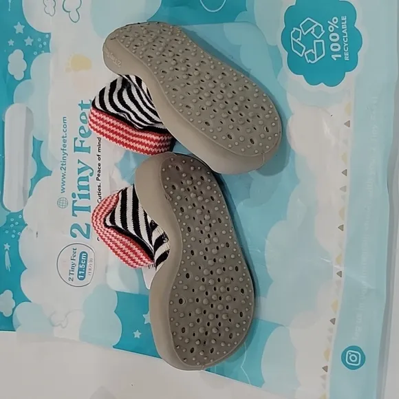 Baby Girl Walking Shoes and Bootie Size 6-12 months/ Size 3 and 4 Bundle