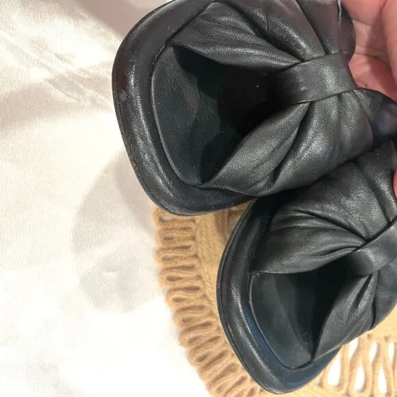 Balenciaga Black Leather Knot Slide Sandals Size EU 37