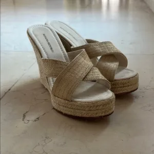 Banana Republic Women's Gold Wedge Sandals